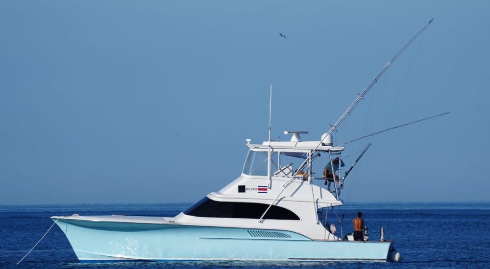 Half Day Fishing Adventure Tour (ALL IN BOAT 48 FT / 6 up 10 pax)