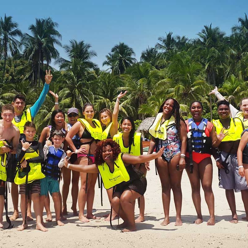 costarica-tortugaisland-family-trip-1