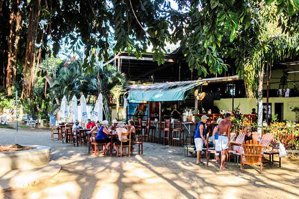 Lifestyle-in-Playas-del-Coco