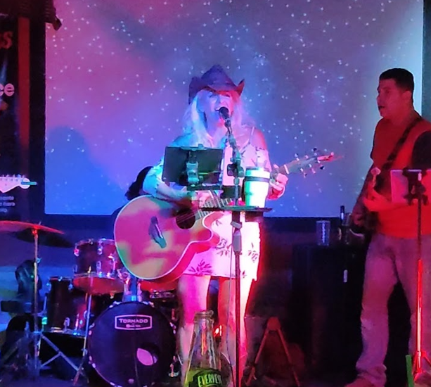 Perlas Restaurant & Bar